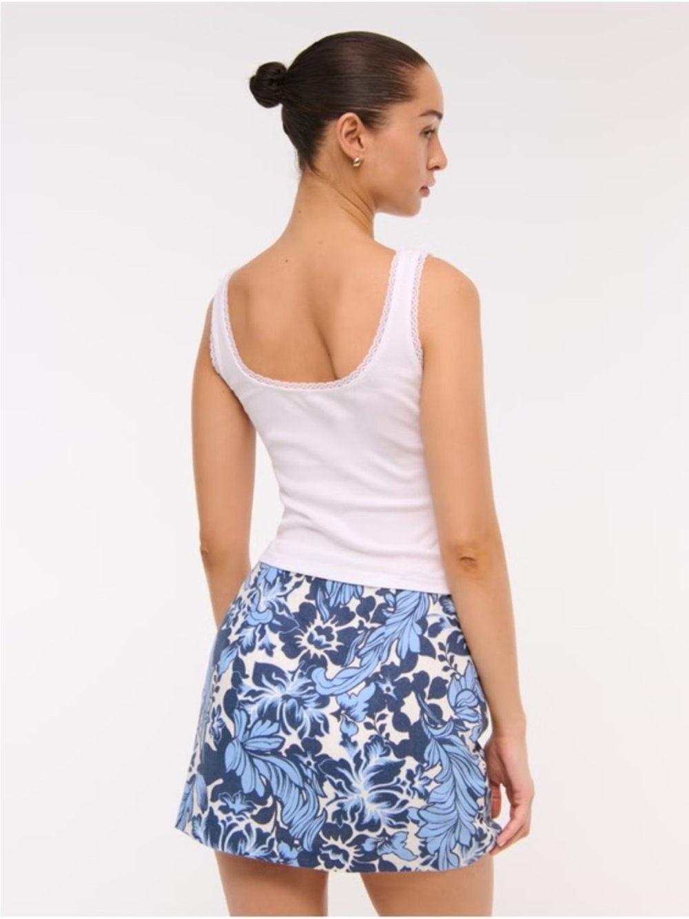 Abercrombie & Fitch Blue and Navy Floral Mini Skort - Picture 3 of 4